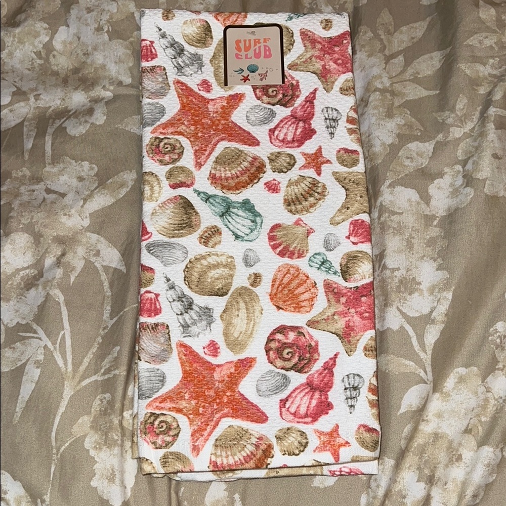 Surf Club Seashell Print Kitchen Towels Set of 2 NWT